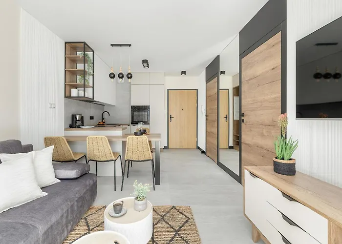 Gustowny Z Parkingiem I Balkonem W Kolobrzegu By Renters *