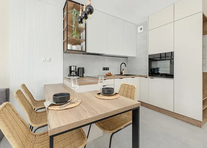 Gustowny Z Parkingiem I Balkonem W Kolobrzegu By Renters * Kołobrzeg