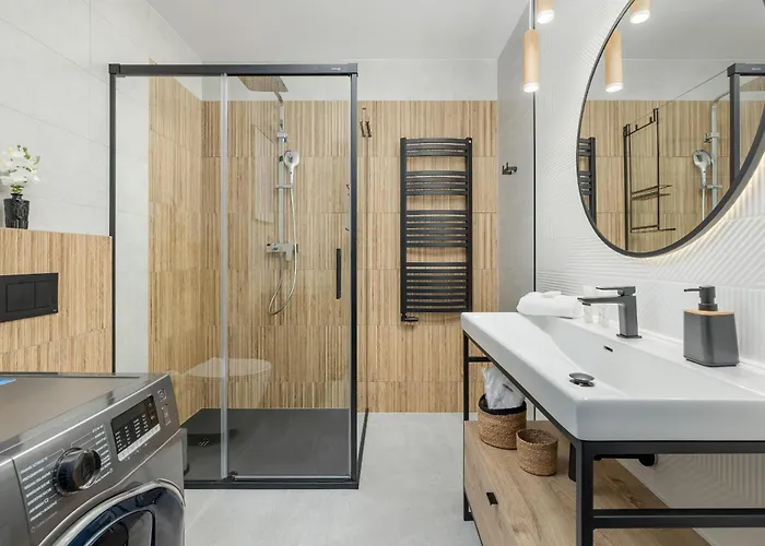 Gustowny Z Parkingiem I Balkonem W Kolobrzegu By Renters Apartament